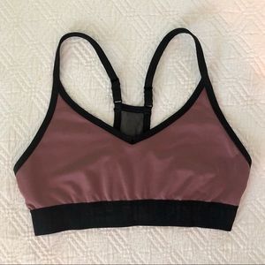 PINK Ultimate Lightly Lined Sports Bra